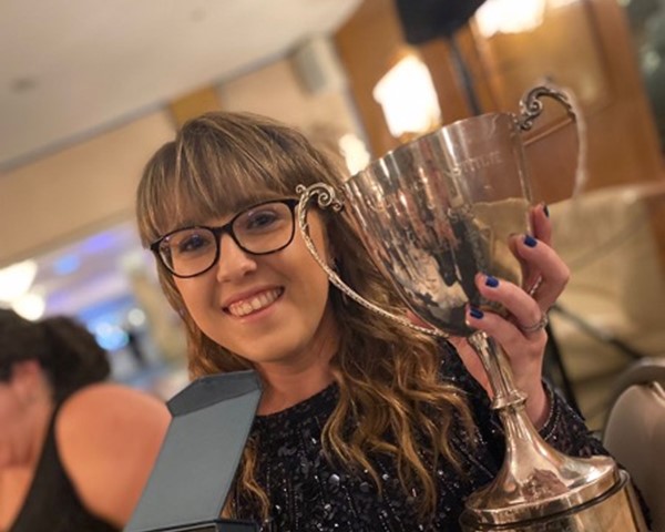 Lauren Gregory awarded for excellence by Guernsey Chartered Institute of Insurance